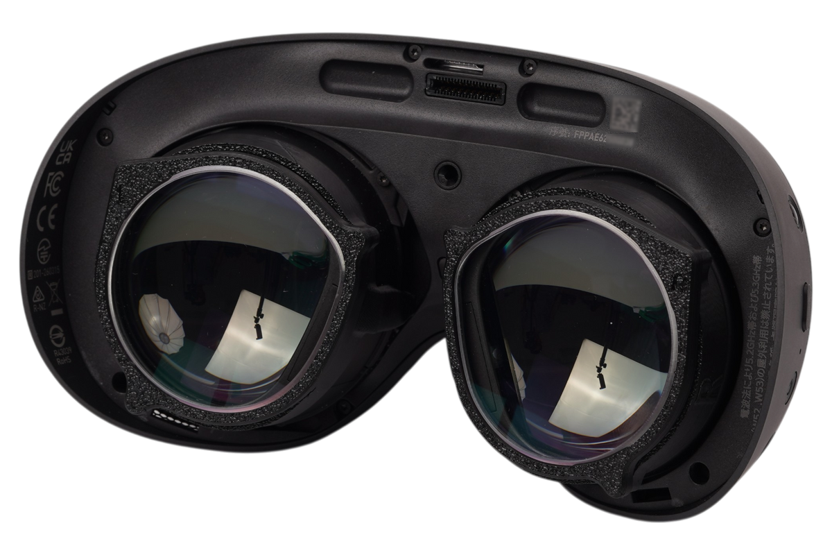 RabbitVR magnetic lenses installed in Steam Frame, angled view